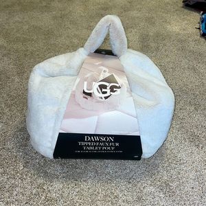 UGG tablet pillow
